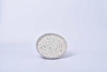 โหลดรูปภาพลงในเครื่องมือใช้ดูของ Gallery Plate Small 7
