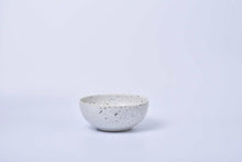 โหลดรูปภาพลงในเครื่องมือใช้ดูของ Gallery Medium Bowl
