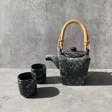 Load image into Gallery viewer, Bamboo Handled Square Tea Set with Square Cups
